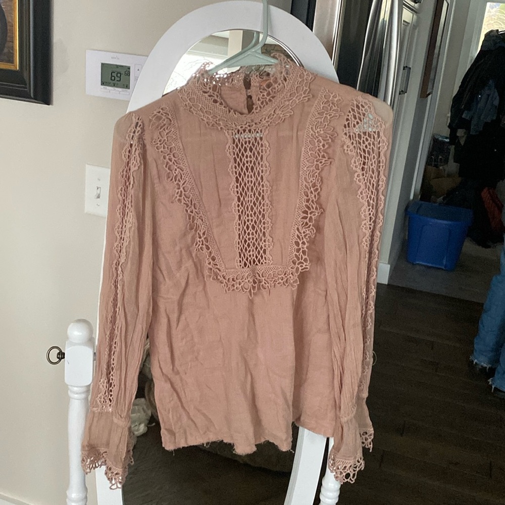 Free People pink blouse. Women size XS.